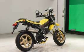 SUZUKI TR110 STREET MAGIC CF12A