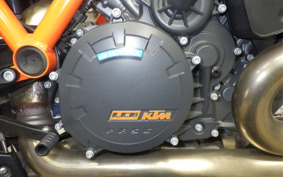 KTM 1290 SUPER DUKE R 2022