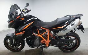 KTM 990 SUPERMOTO T 2013 VS940