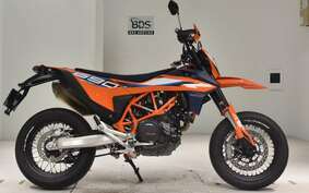 KTM 690 SMC R 2023