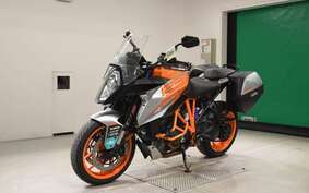 KTM 1290 SUPER DUKE GT 2022