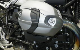 BMW R NINE T 2015