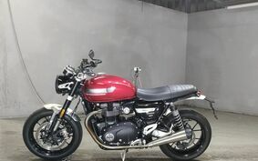 TRIUMPH SPEED TWIN 2022 DAD85