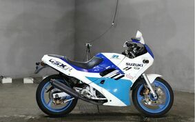 SUZUKI GSX-R250 GJ72A