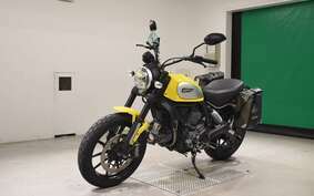 DUCATI SCRAMBLER ICON 2015