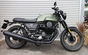 MOTO GUZZI V7 ROUGH 2020