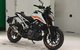 KTM 390 DUKE 2024