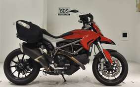 DUCATI HYPERSTRADA 820 2014