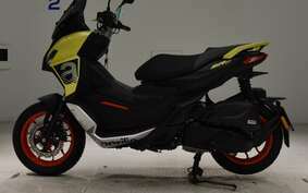 APRILIA SR GT125