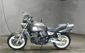 SUZUKI INAZUMA 400 (GSX400) 2001 GK7BA