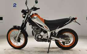 YAMAHA TRICKER DG16J