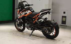 KTM 125 DUKE JPA40