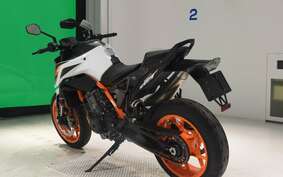 KTM 890 DUKE R 2023