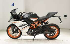 KTM 390 RC 2015