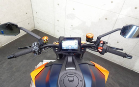 KTM 1290 SUPER DUKE R 2021 V3940