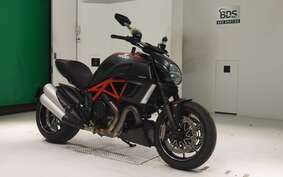 DUCATI DIAVEL Carbon 2011