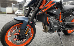 KTM 890 DUKE R 2024 TU940