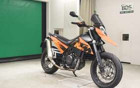 KTM 690 SUPERMOTO 2009 L1S40