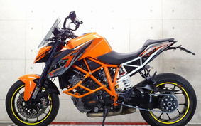 KTM 1290 SUPER DUKE R 2014 V3940