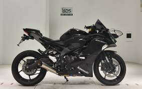 KAWASAKI ZX-25R ZX250E