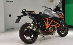 KTM 1290 SUPER DUKE GT 2019 V6940