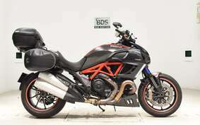 DUCATI DIAVEL Carbon 2011 G100A