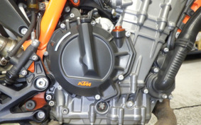 KTM 890 DUKE R 2021