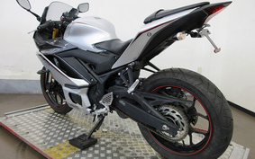 YAMAHA YZF-R25 2020 RG43J