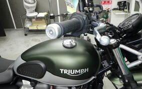 TRIUMPH STREET SCRAMBLER 2019 AD78GD