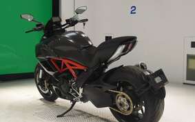 DUCATI DIAVEL 2013