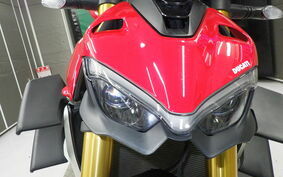 DUCATI STREETFIGHTER V4 S 2023