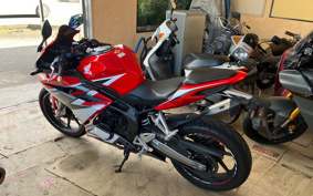 HONDA CBR250RR MC51