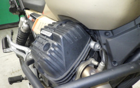 MOTO GUZZI V85 TT 2021