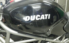 DUCATI MONSTER 400 IE 2004