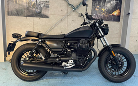 MOTO GUZZI V9ボバー 2023