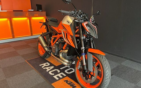 KTM 1290スーパーDUKE-R EVO 2024 V3940