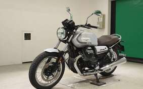 MOTO GUZZI V7 SPECIAL 2022 KZB0