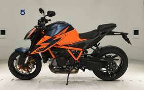 KTM 1290 SUPER DUKE R 2021