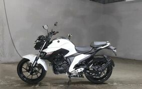 YAMAHA FZ25 RG42