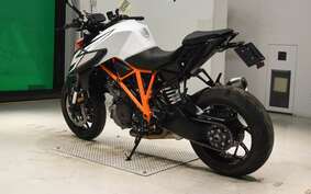 KTM 1290 SUPER DUKE R 2020 V3940