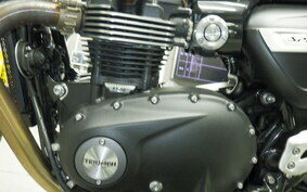 TRIUMPH SPEED TWIN 2022 AD85H4