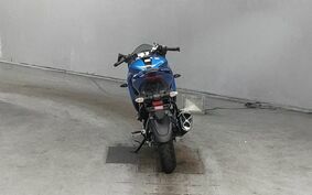 SUZUKI GIXXER 150 SF 不明