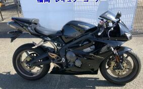 TRIUMPH DAYTONA 675 2007 MD1066