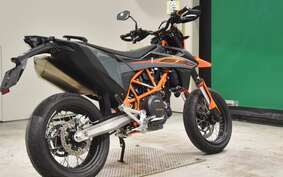 KTM 690 SMC R 2023 LSV40