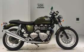 TRIUMPH THRUXTON 900 2013