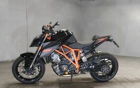 KTM 1290 SUPER DUKE R 2015 V39