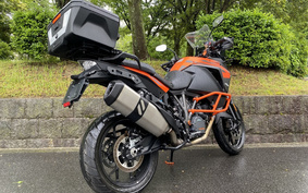 KTM 1290 SUPER ADVENTURE S 2021 V7940