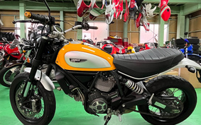 DUCATI SCRAMBLER 2015