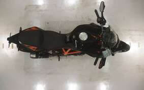 KTM 1290 SUPER DUKE R 2015 V3940