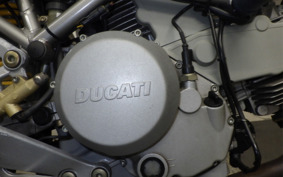 DUCATI MONSTER 400 IE 2004